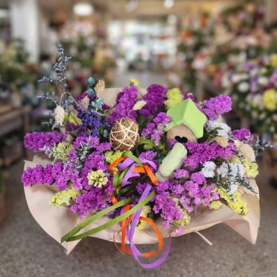 Exquisite Easter Flower Arrangements in Kissonerga